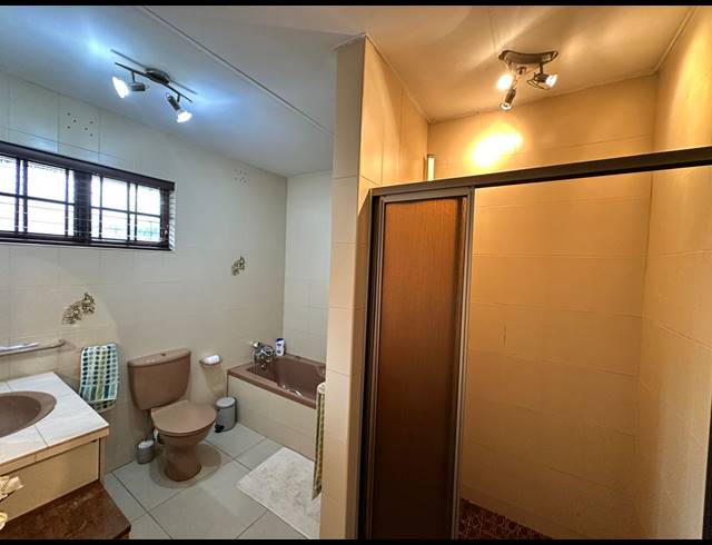 3 BEDROOM FREESTANDING FOR SALE IN EASTWOOD